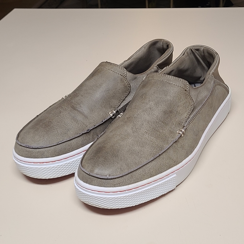 Muk Luks Park Place casual slip on sneaker loafers size 13